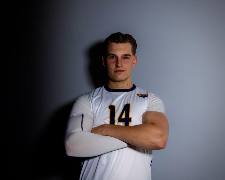 4ca75aee-c9fb-421d-b26b-00081ca6a235