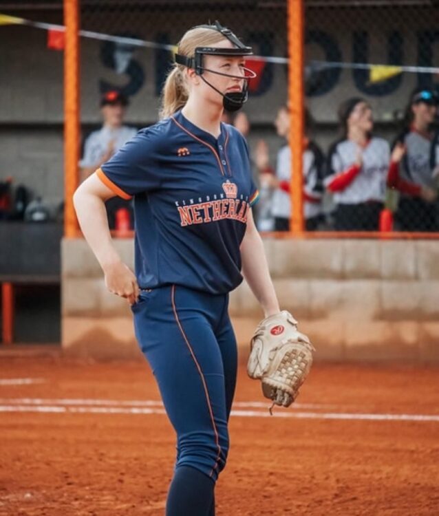 Bente Zwanenburg - Florida Southwestern State College - Softbal