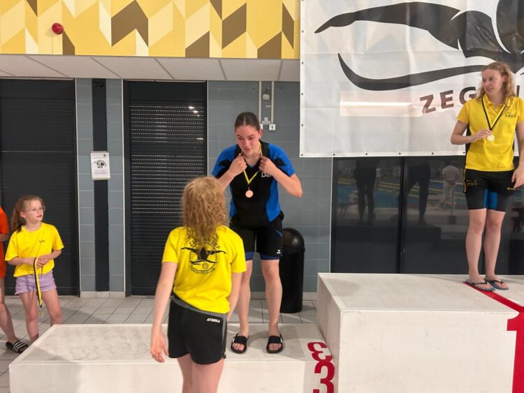 Myrthe Kramer - Hartnell College - Zwemmen