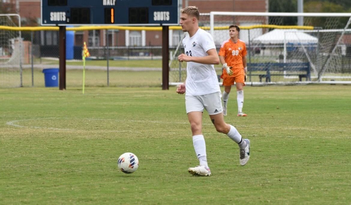 Wessel Eldering - Husson University - Voetbal