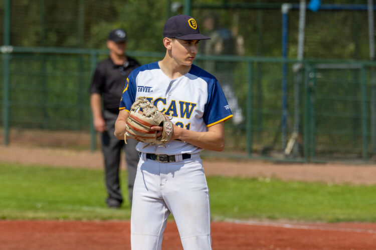 julian hutzeson